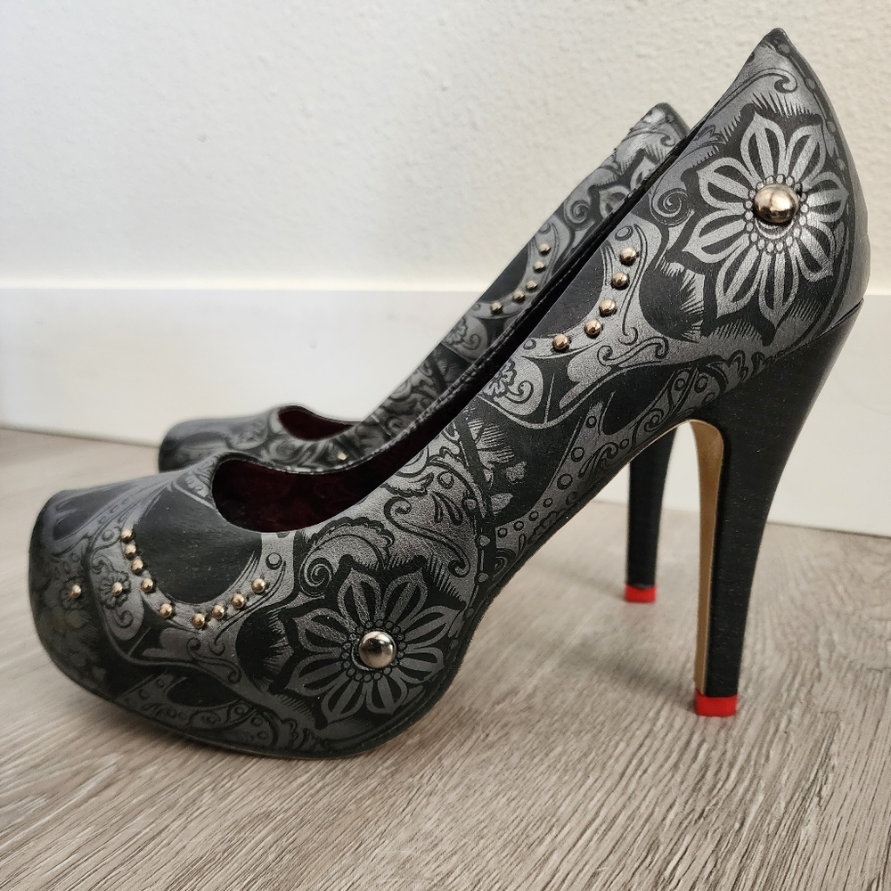 Iron Fist Sweet Skull O Mine Women 9  Goth Heel 5”+ Stiletto